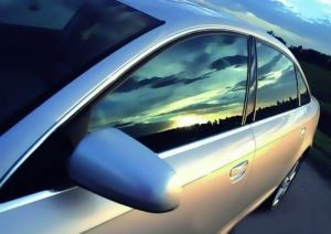 边部黑带图案是车用玻璃最常见的网印图案
